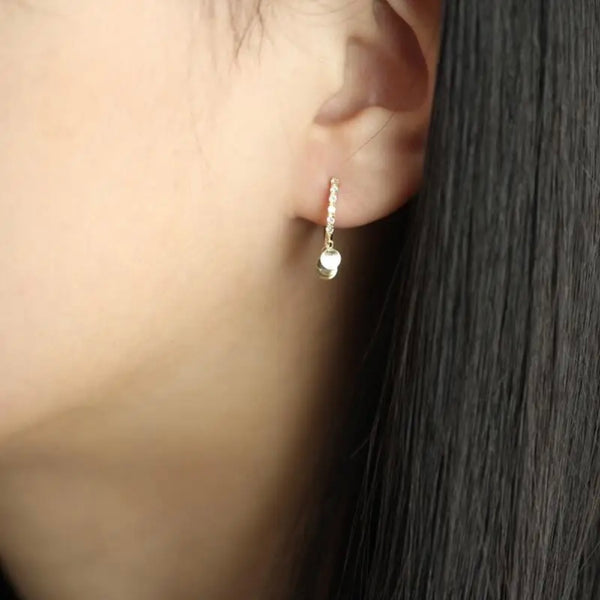 Boucles d’oreilles Créoles SAMBA or jaune et cristaux blancs